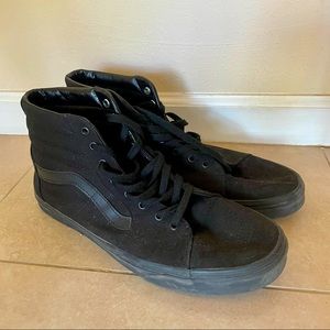 Size 14 Vans Sk8-His in black